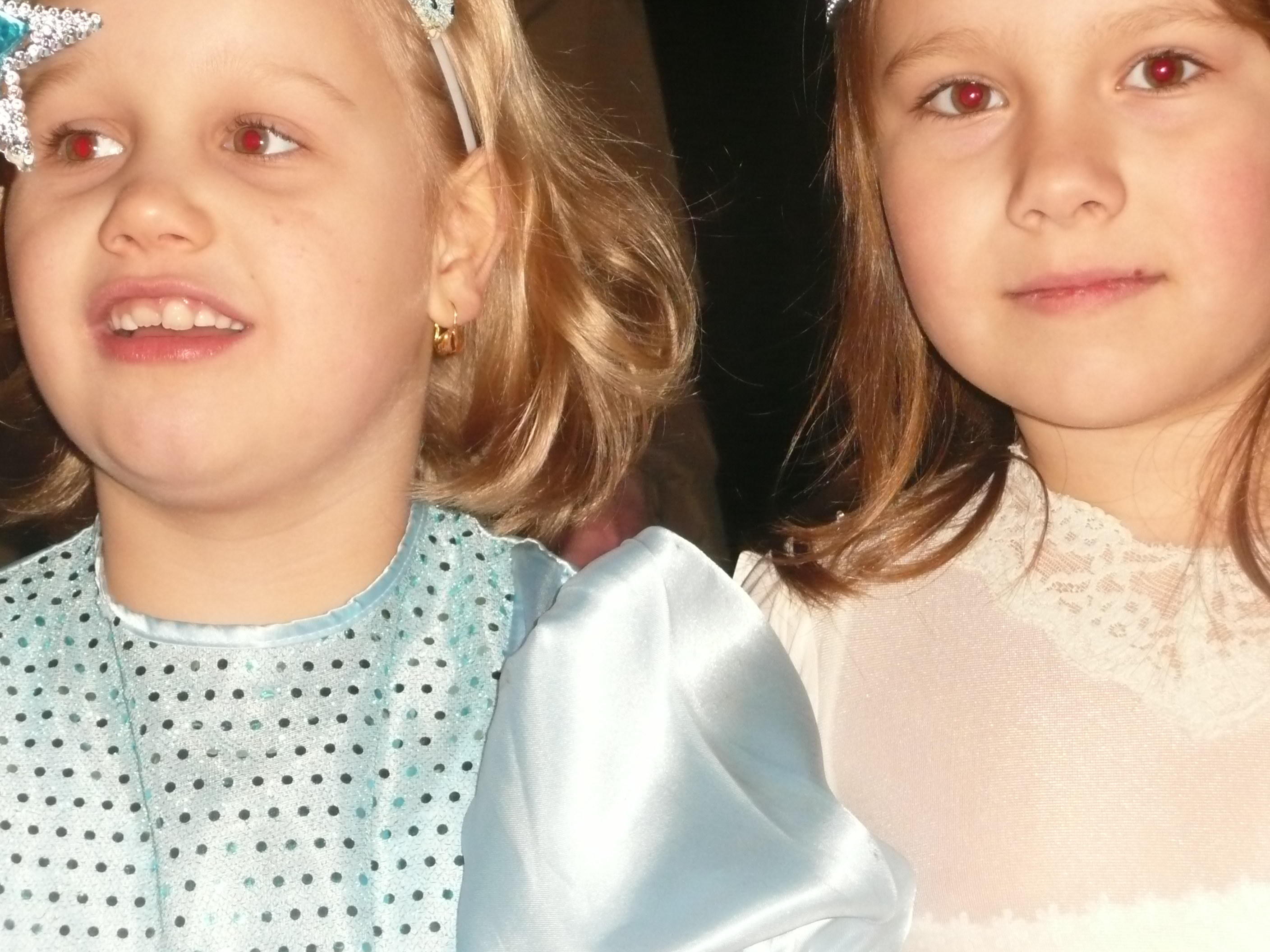 Lucinka a Katka,princezné.JPG